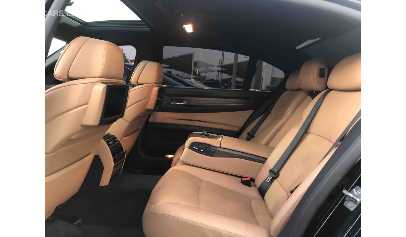 BMW 750Li SUPER CLEAN CAR WITH 760 KIT AND NORMAL WOOD INSIDE