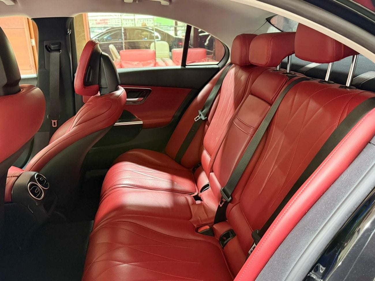 Mercedes-Benz C 300 Base