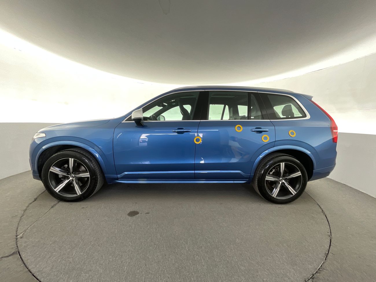 فولفو XC 90 T6 R Design | National Day Celebration | شامل الضمان | 0 ﺪﻔﻋﺓ ﺃﻮﻟﻯ