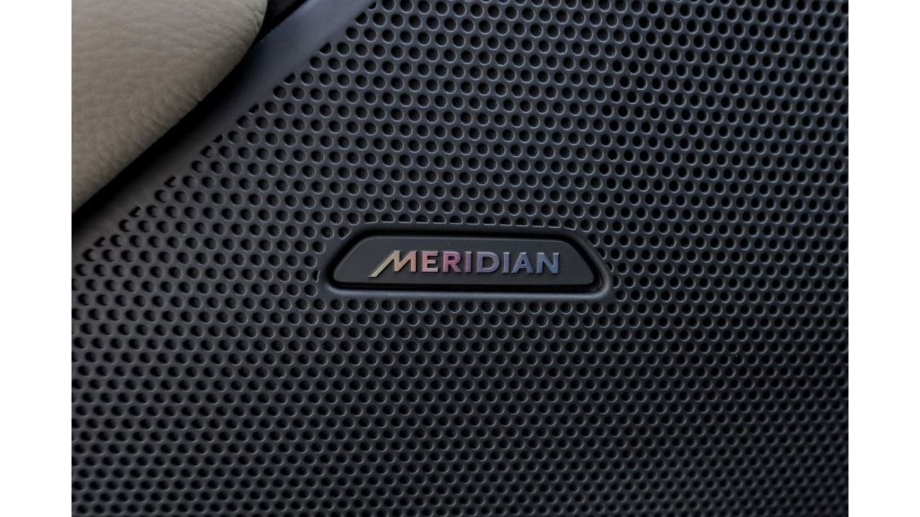 لاند روفر رينج روفر فيلار Range Rover Velar P250 S 2021 GCC under Agency Warranty and Service Contract with Flexible Down-Paym