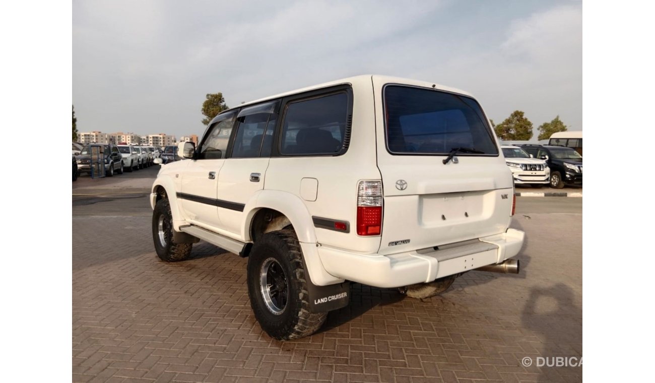 تويوتا لاند كروزر TOYTA LAND CRUISER RIGHT HAND DRIVE(PM1670)