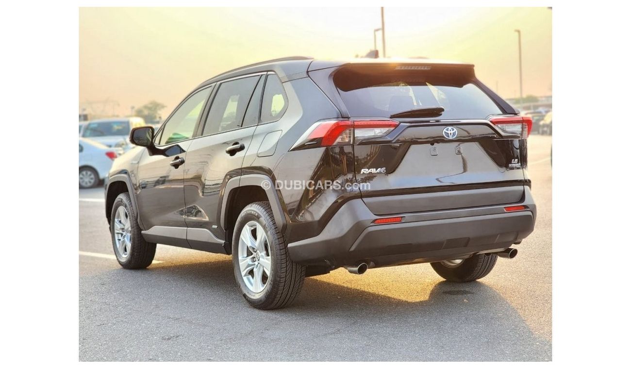 Toyota RAV4 LE Toyota Rav4 Hybrid 2020 model