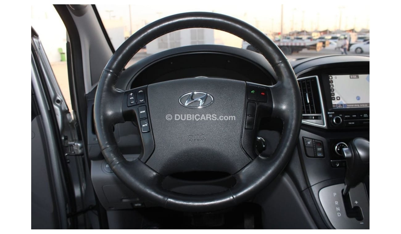 هيونداي جراند ستاريكس هيونداي جراند ستاركس 2018 وارد كوريا أوراق جمارك ديزل بحالة ممتازة بدون حوادث نظيفه جدا من الداخل وا