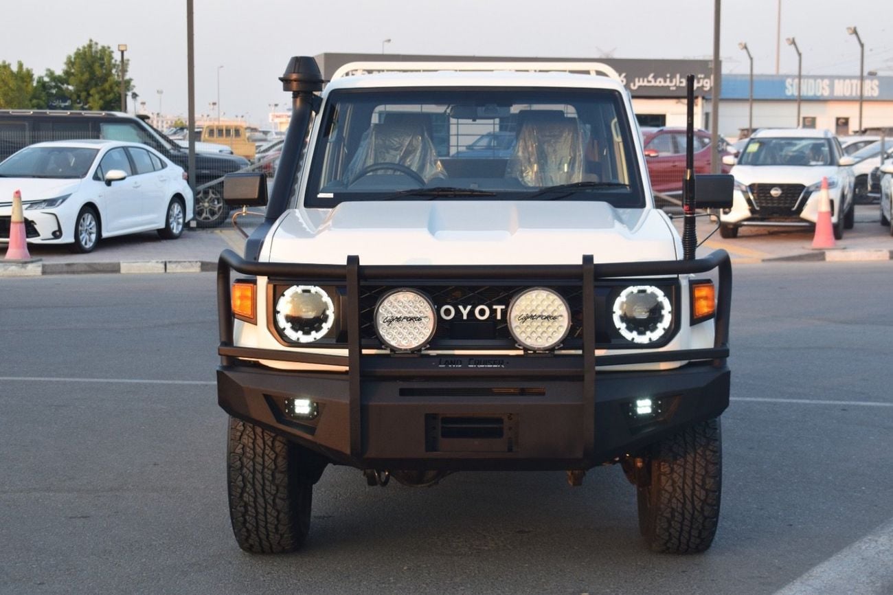تويوتا لاند كروزر بيك آب Double Cabin 4.5L
