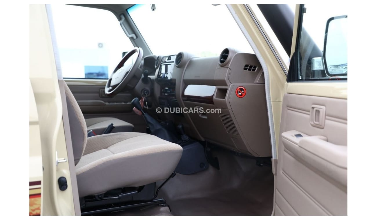 Toyota Land Cruiser Pick Up 2023 Toyota LC PUP 4X4 DC 4.5 With Diff Diesel Manual - Beige inside oak - Export only