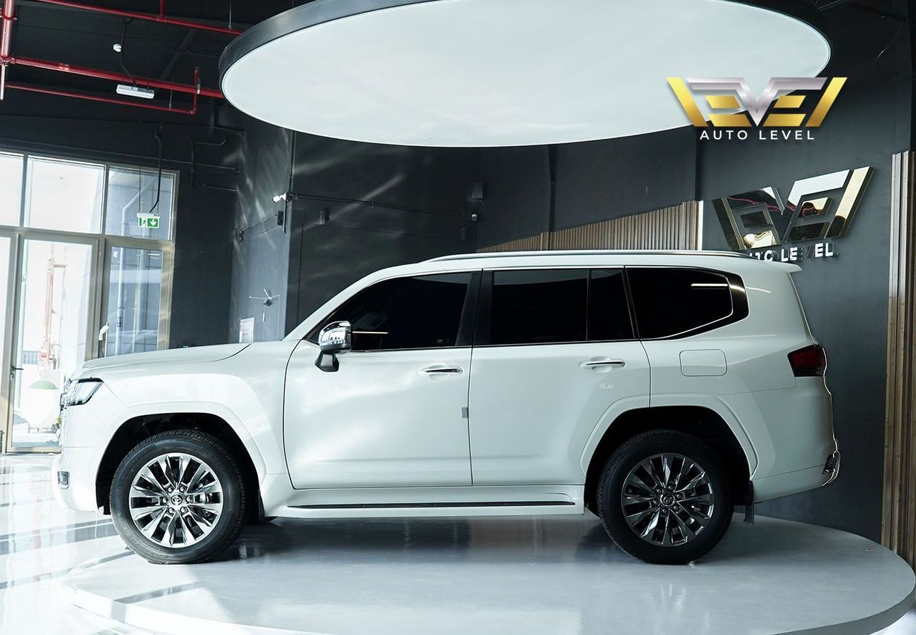 Toyota Land Cruiser VXR 3.5L TOYOTA LAND CRUISER 2022 - AL FUTTAIM WARRANTY