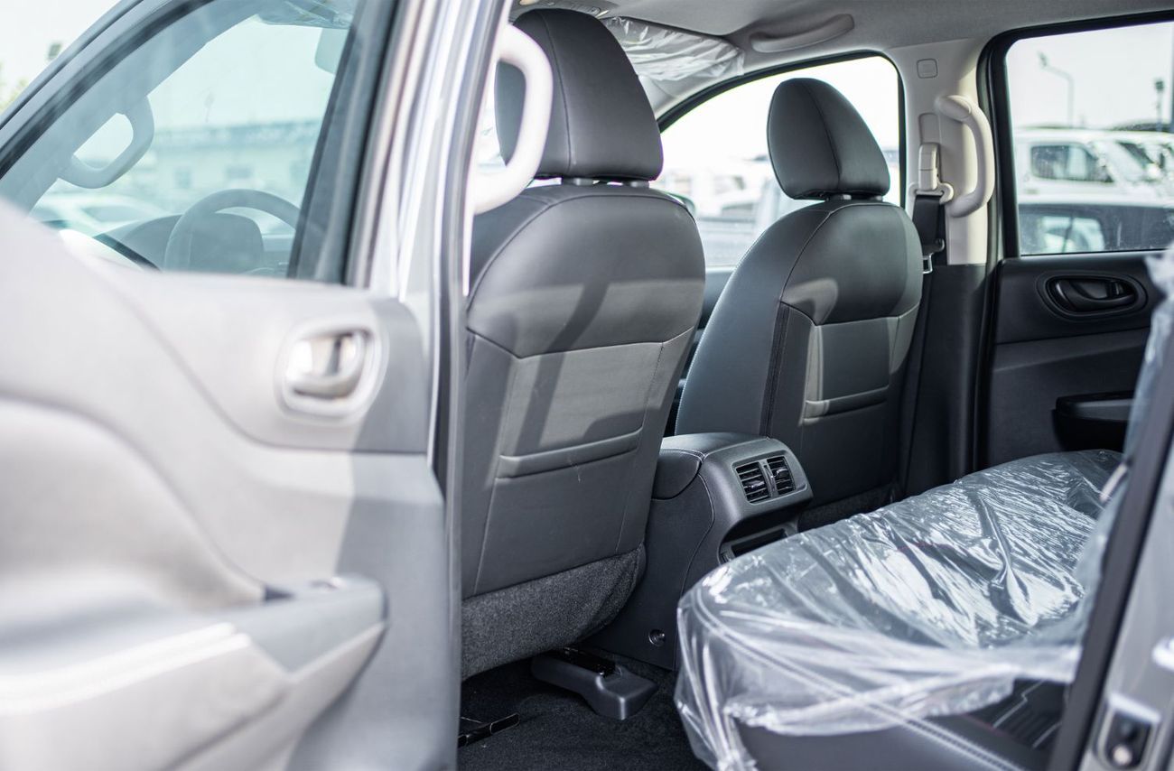 Nissan Navara 2025 Nissan Navara Pro-4X 2.5L AT Diesel (Drak Gray)