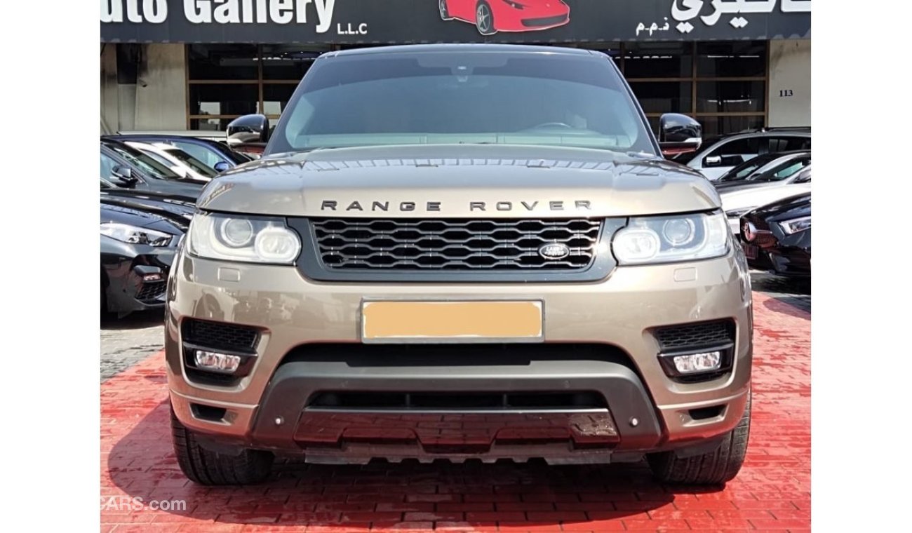 Land Rover Range Rover Sport Supercharged Supercharged Supercharged V8 7 Seats original paint 2015 GCC