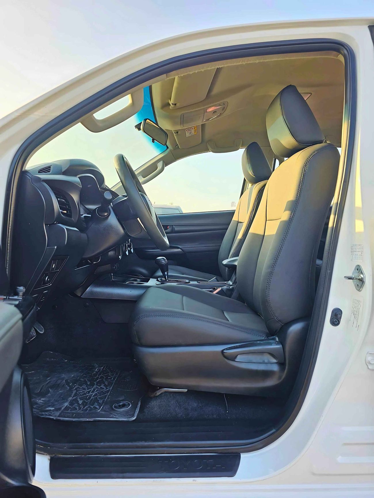 تويوتا هيلوكس AUTO PATROL/ 4WD/  AUTO WINDOWS/ WIDE BODY/  EXPORT ONLY / LOT#403139