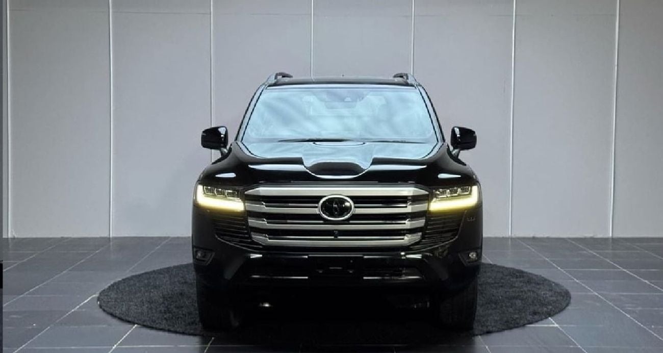 Toyota Land Cruiser 2022 LC300 Twin Turbo RHD Diesel Engine Full Option