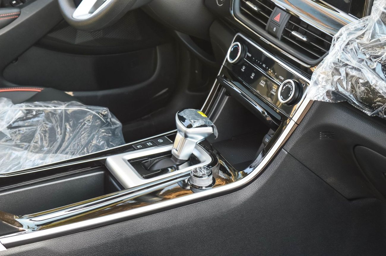 Kia Seltos KIA SELTOS 1.5L LUXURY PETROL SUV 2024