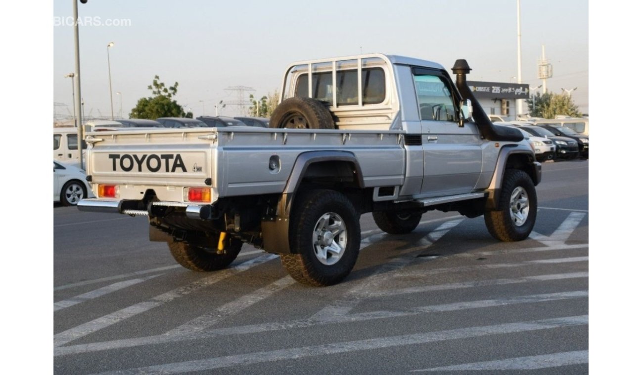 Toyota Land Cruiser Pick Up