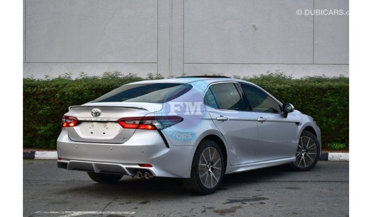 Toyota Camry SE 2.5L AT