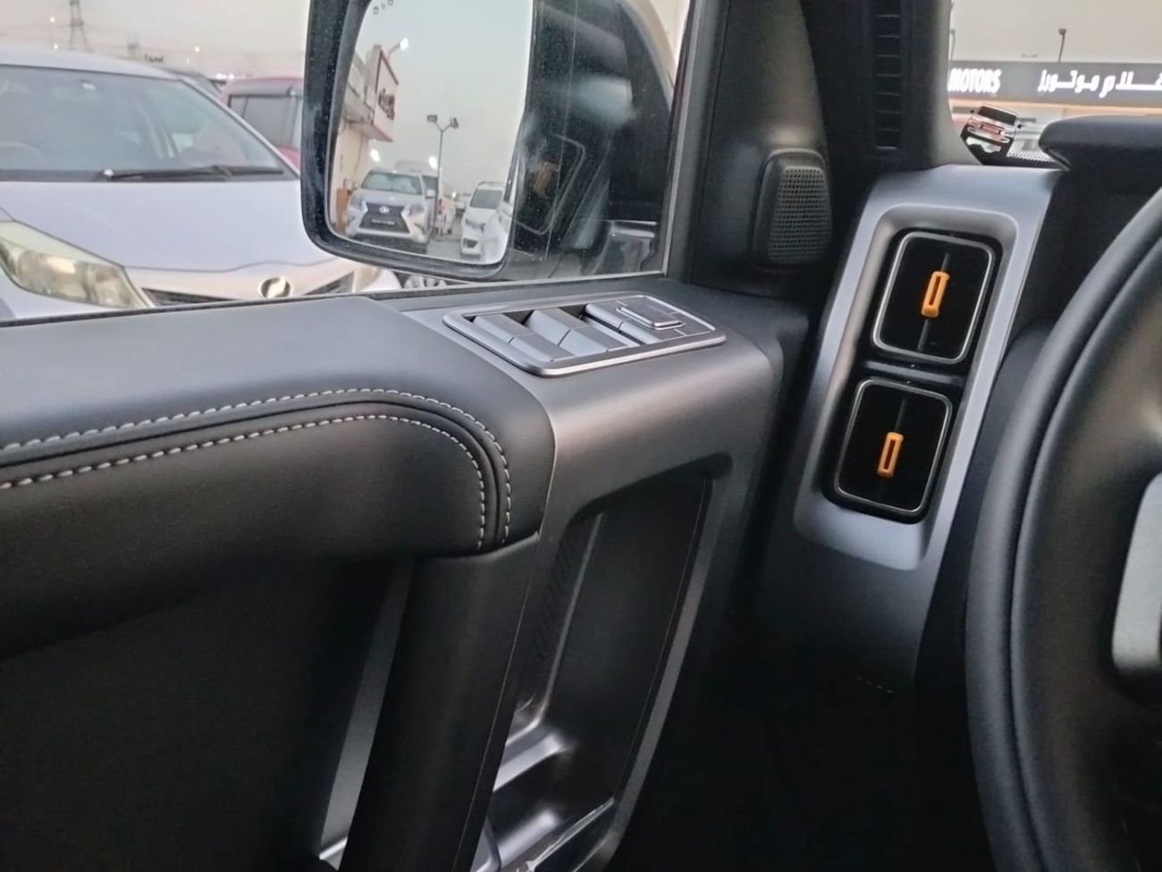 Chery iCar V23 Chery iCar V23 Chery Icar V23 High-End Edition 4WD - White