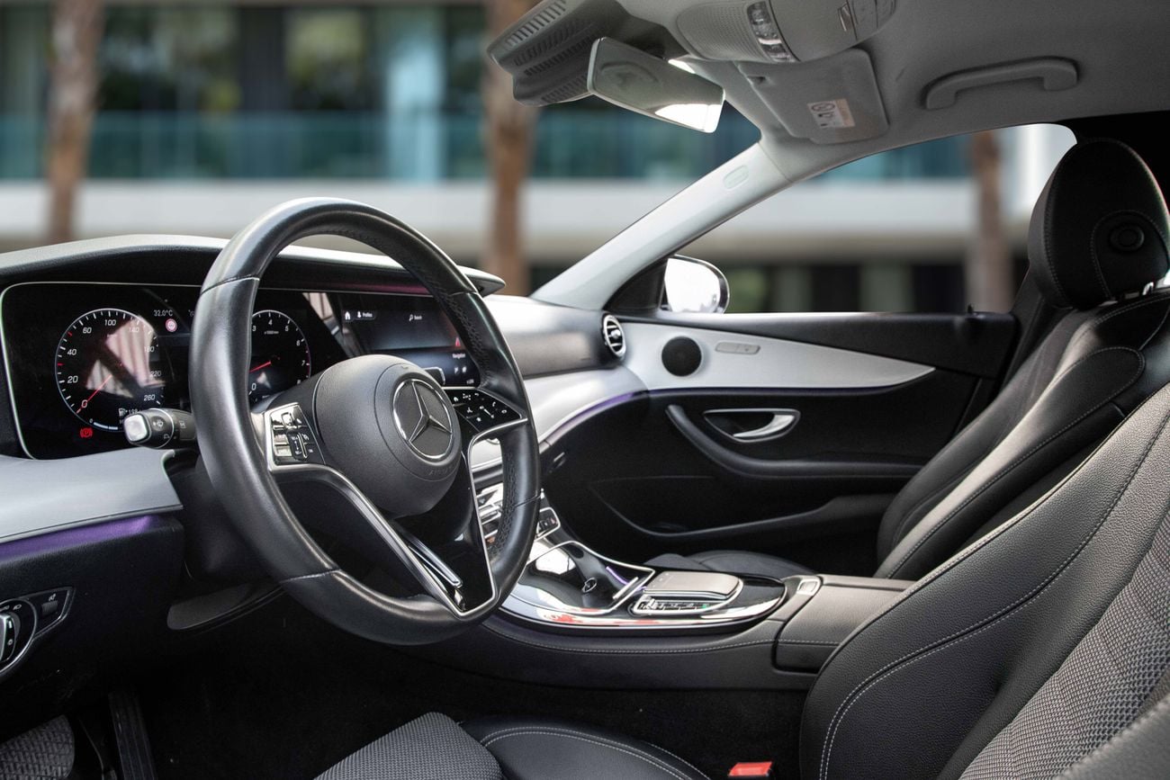 مرسيدس بنز E300 E300 | 2,350 P.M | 0% Downpayment | Under Warranty | Pristine!