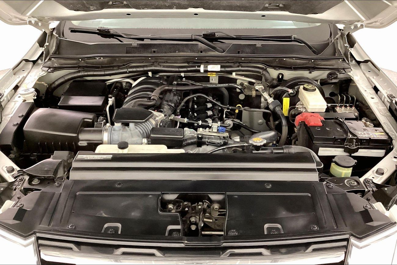 Nissan XTerra Platinum | Guaranteed Warranty | 0 Down Payment