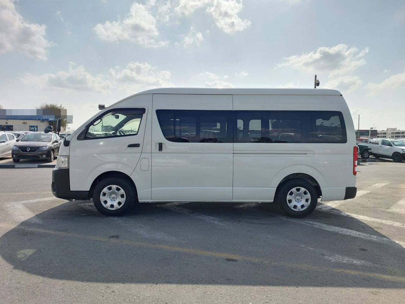 تويوتا هاياس TOYOTA HIACE VAN RHD 2015 MODEL 3.0 L DIESEL AUTOMATIC(PM15731)