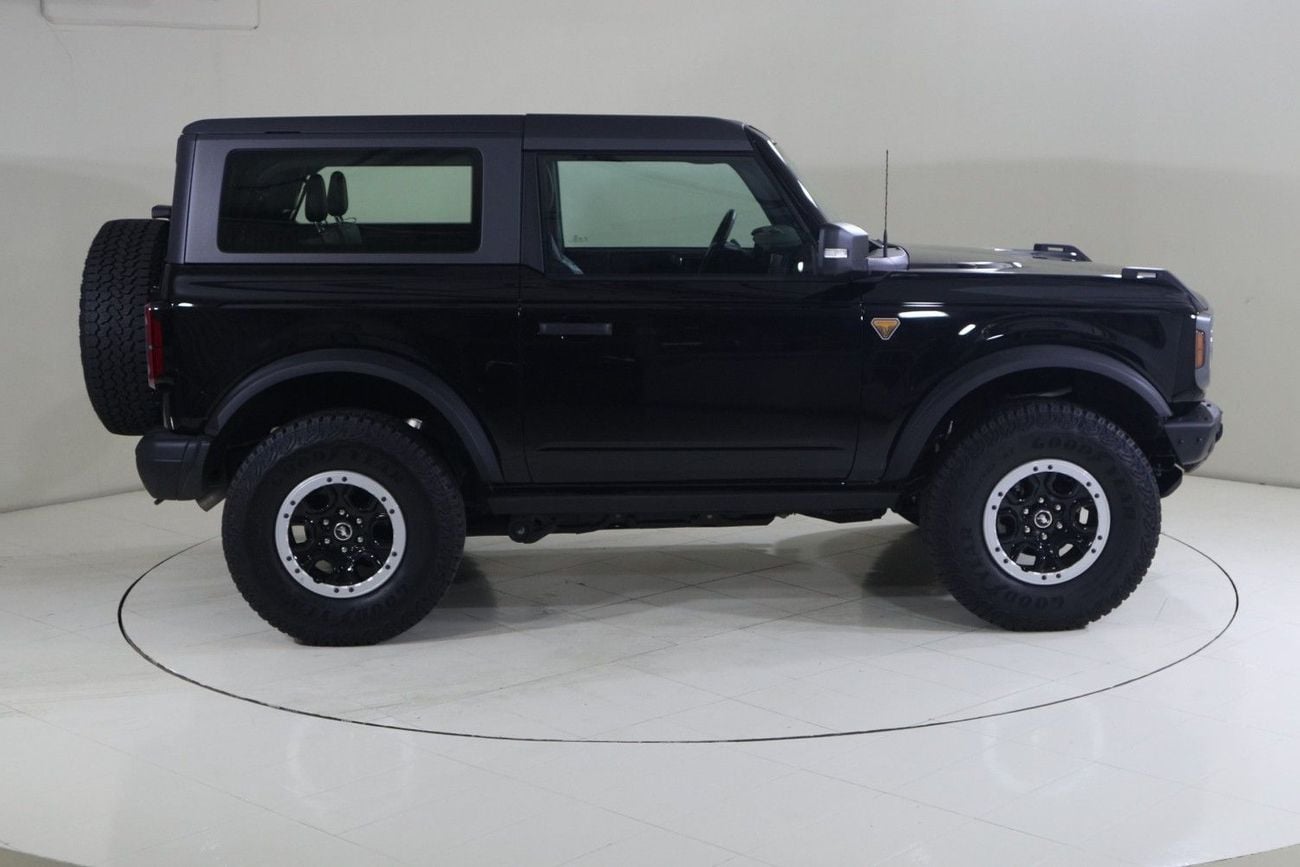 فورد برونكو BADLANDS B2D1725 / AL TAYER MOTORS /AL QOUZ SHOWROOM