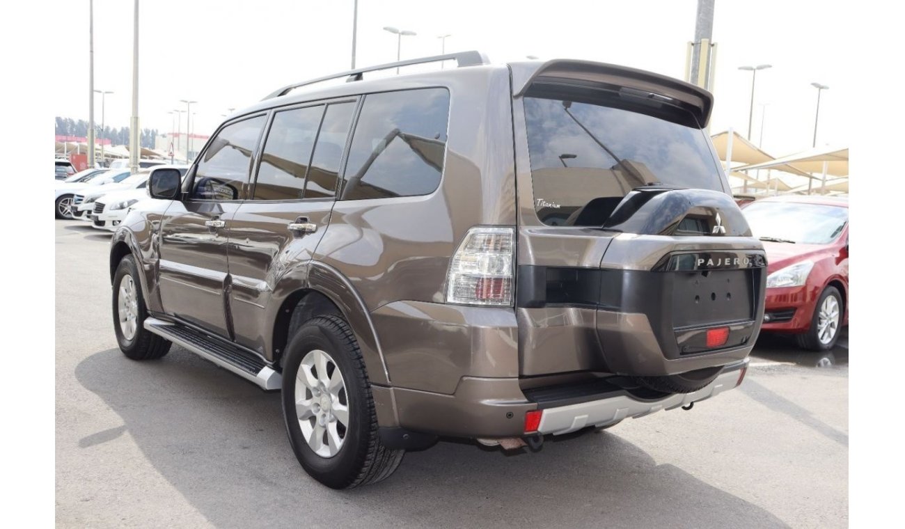 Mitsubishi Pajero GLS Highline Mitsubishi Pajero GLS 3.5L 2015 GCC