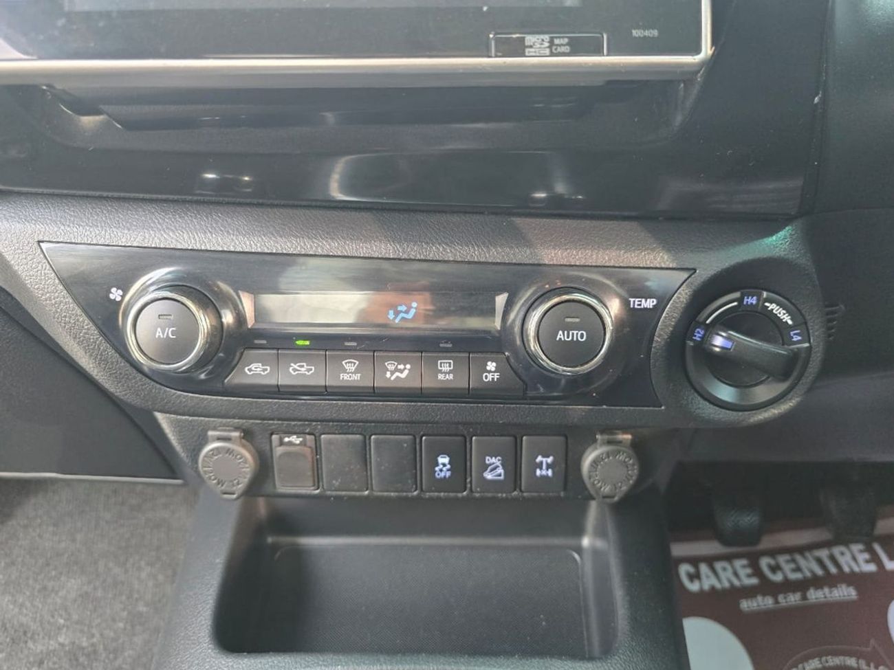 Toyota Hilux TOYOTA HILUX PICK UP RIGHT HAND DRIVE DIESEL MANUAL 2.6 CC 4x4 2019 MODEL(PM44172)