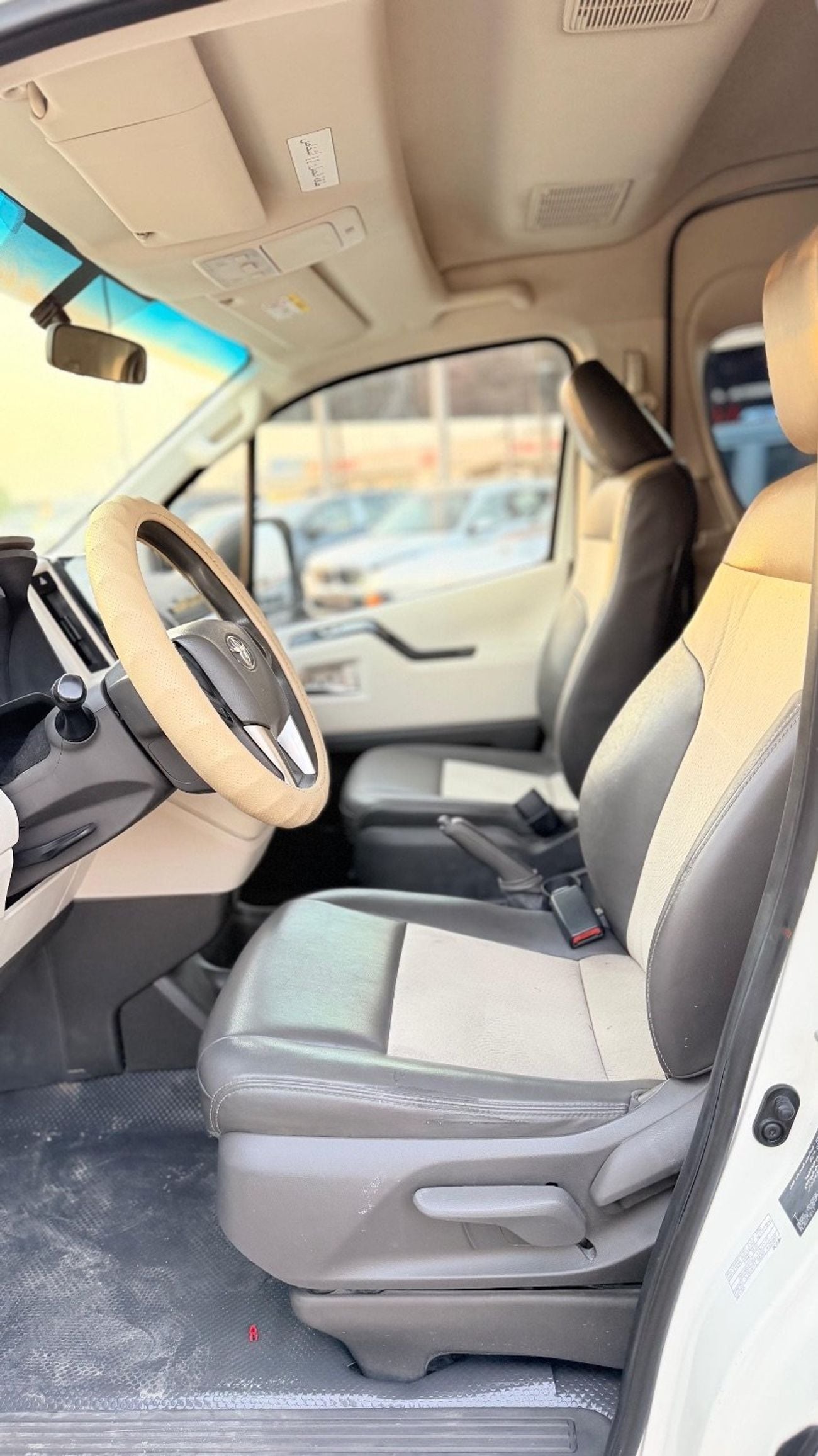 Toyota Hiace GL