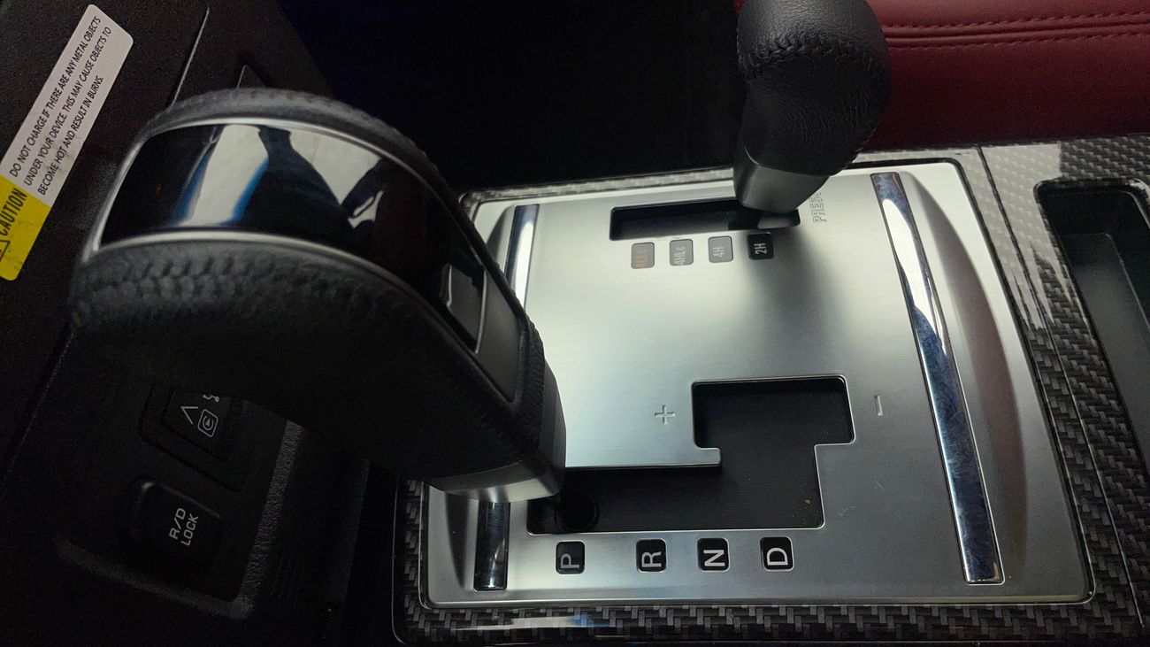 ميتسوبيشي باجيرو GLS HIGHLINE SIGNATURE EDITION 3.8 | بدون دفعة مقدمة | اختبار القيادة في المنزل