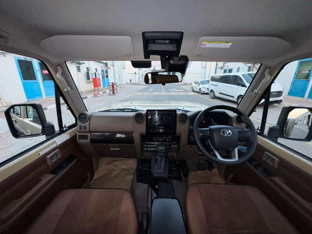 Toyota Land Cruiser S- DLX 71 LX 2.8 AUTO 4.0 AUTO (EXPORT ONLY) (RIGHT HAND DRIVE)
