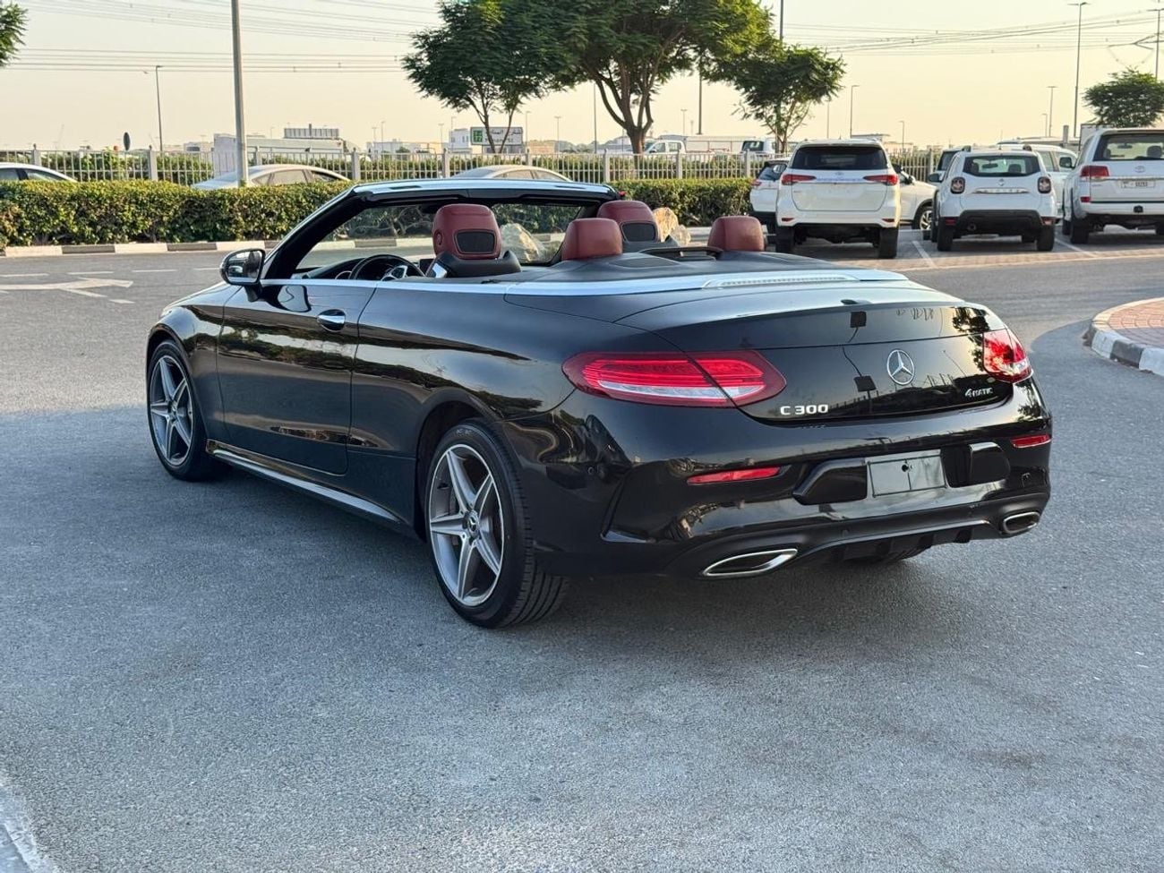 Mercedes Benz C300 2017 AMG CONVERTIBLE 2.0 TURBO TOP OPTION CANADA SPEC