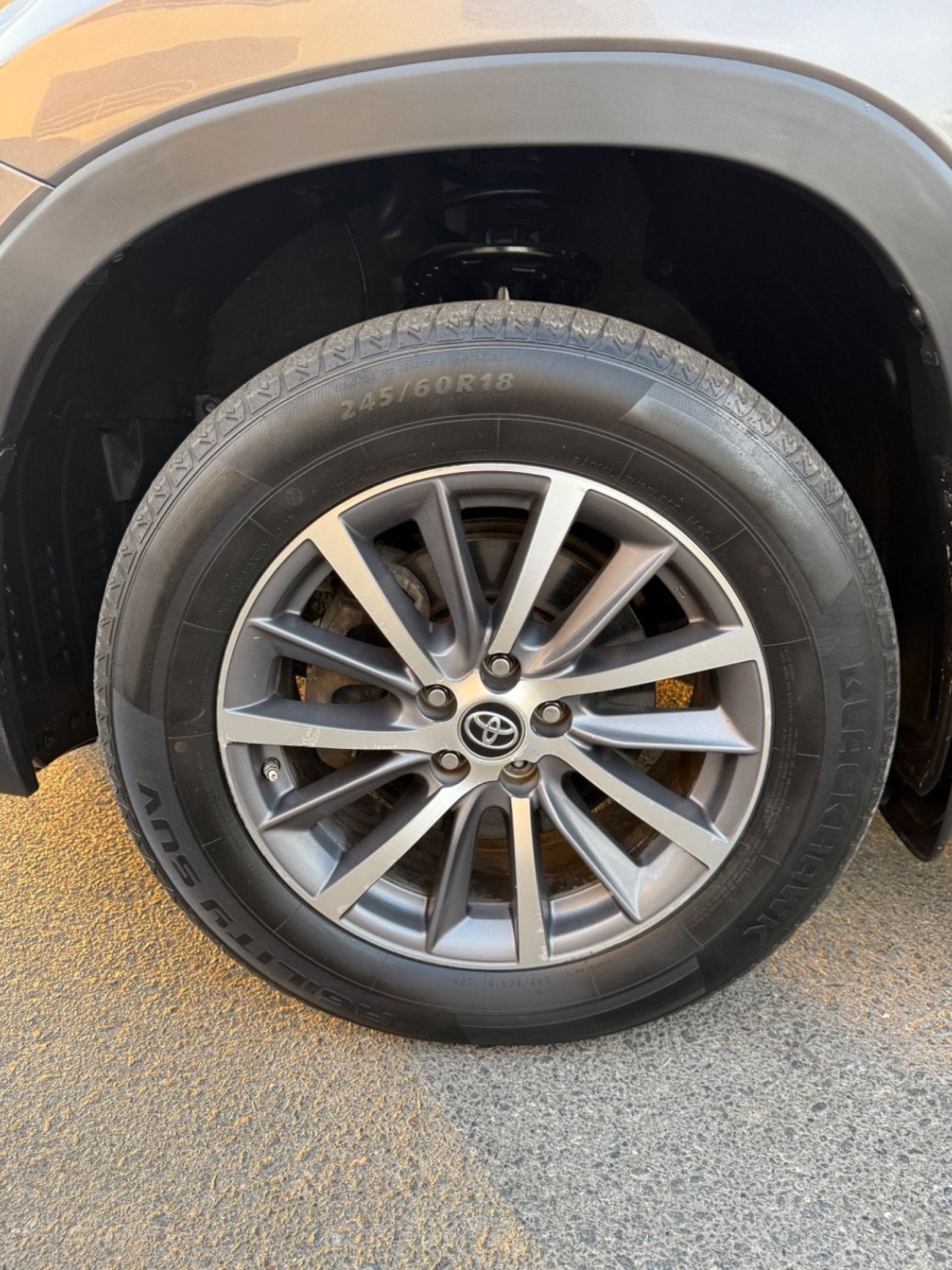 Toyota Highlander 2018 XLE LIMITED MOONROOF FULL OPTION 3.5/ 4x4 USA SPEC