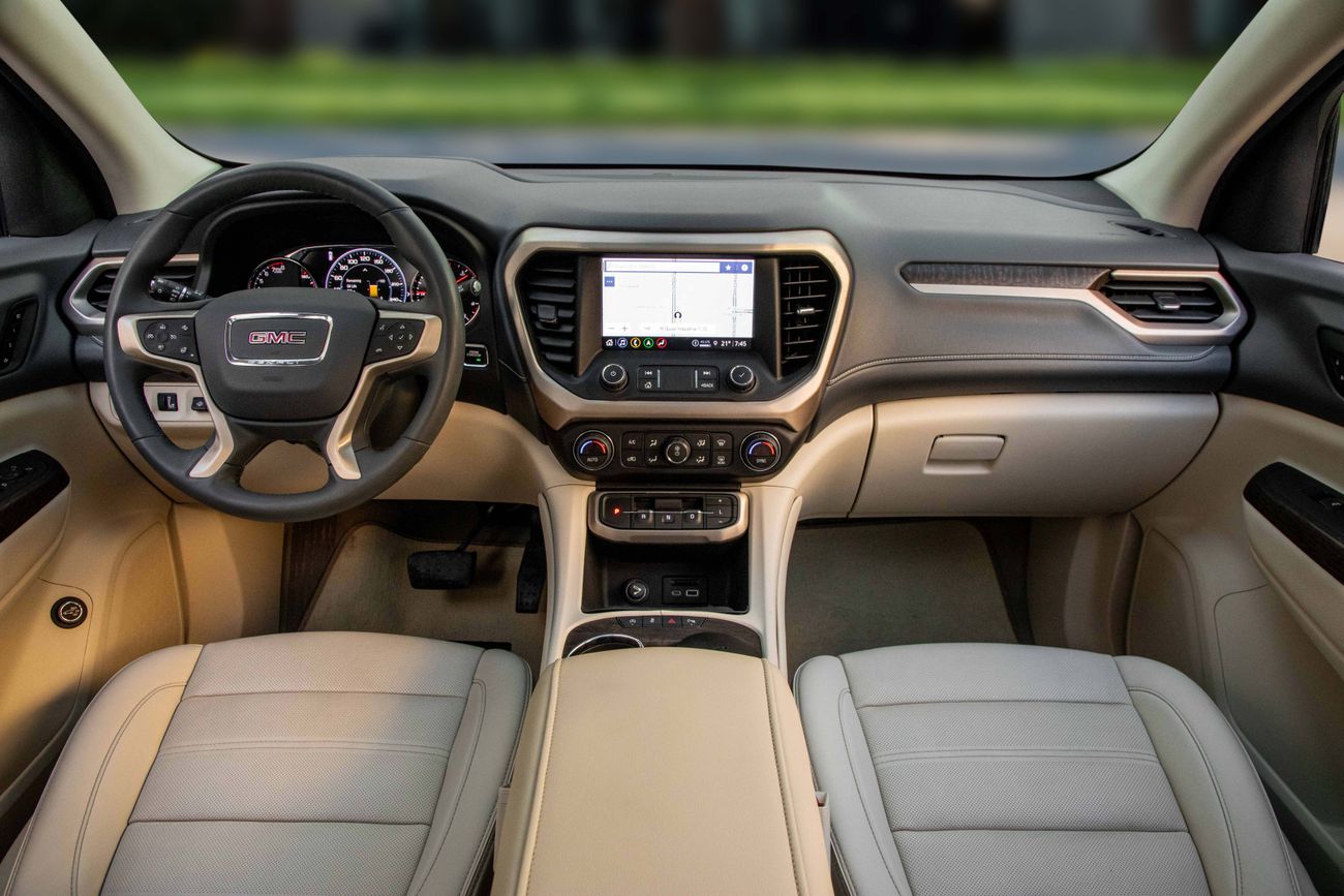 GMC Acadia Acadia Denali | 2,350 P.M | 0% Downpayment | GMC Acadia Denali | Full Option | Agency Warranty & Ser