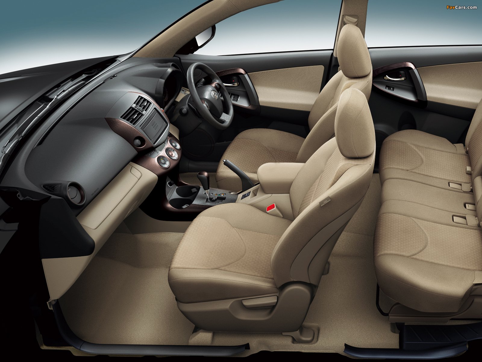 Toyota Vanguard interior - Seats