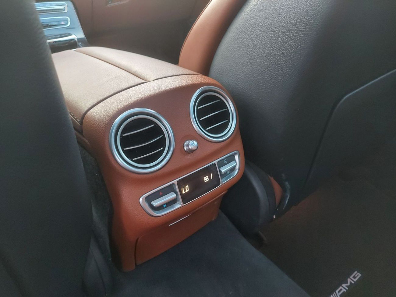 Mercedes Benz E200 AMG
