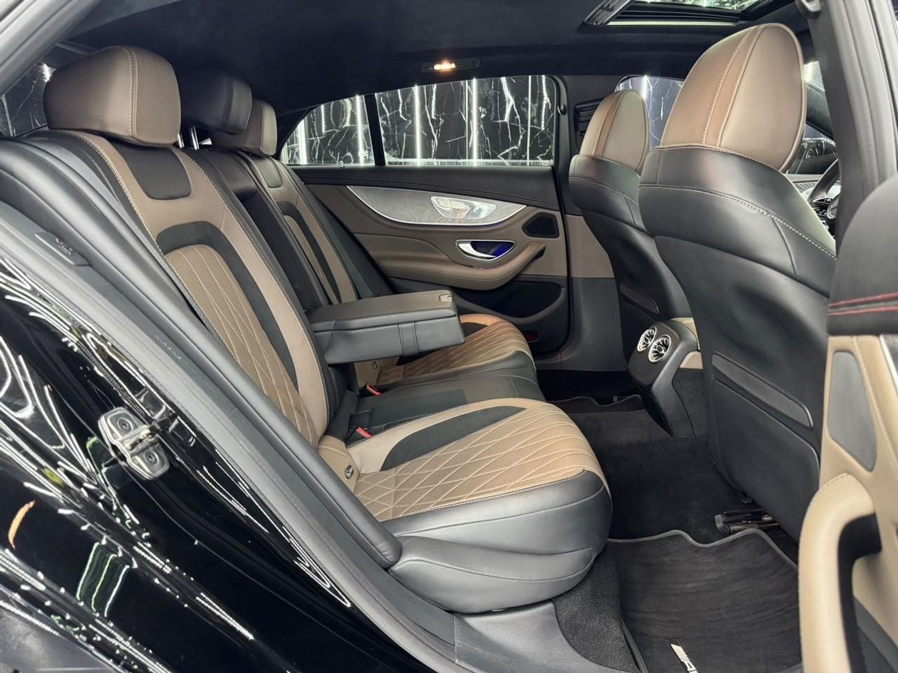 مرسيدس بنز AMG GT 43