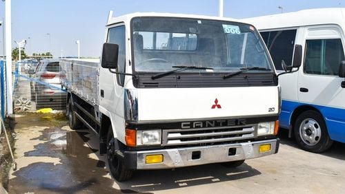 ميتسوبيشي فوسو كانتير Right Hand