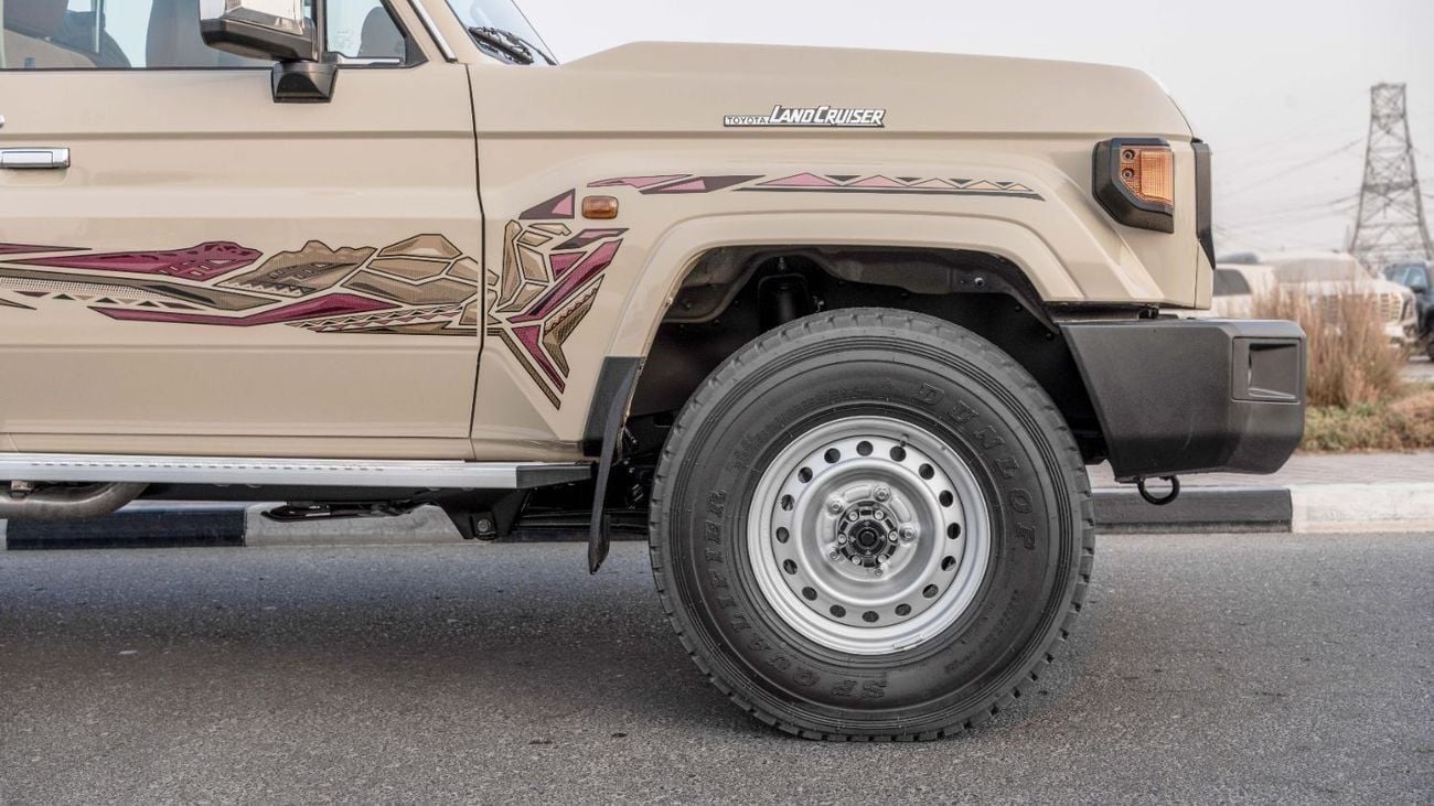 تويوتا لاند كروزر بيك آب 2025 Toyota Land Cruiser LC 79 SC 2.8L AT Diesel