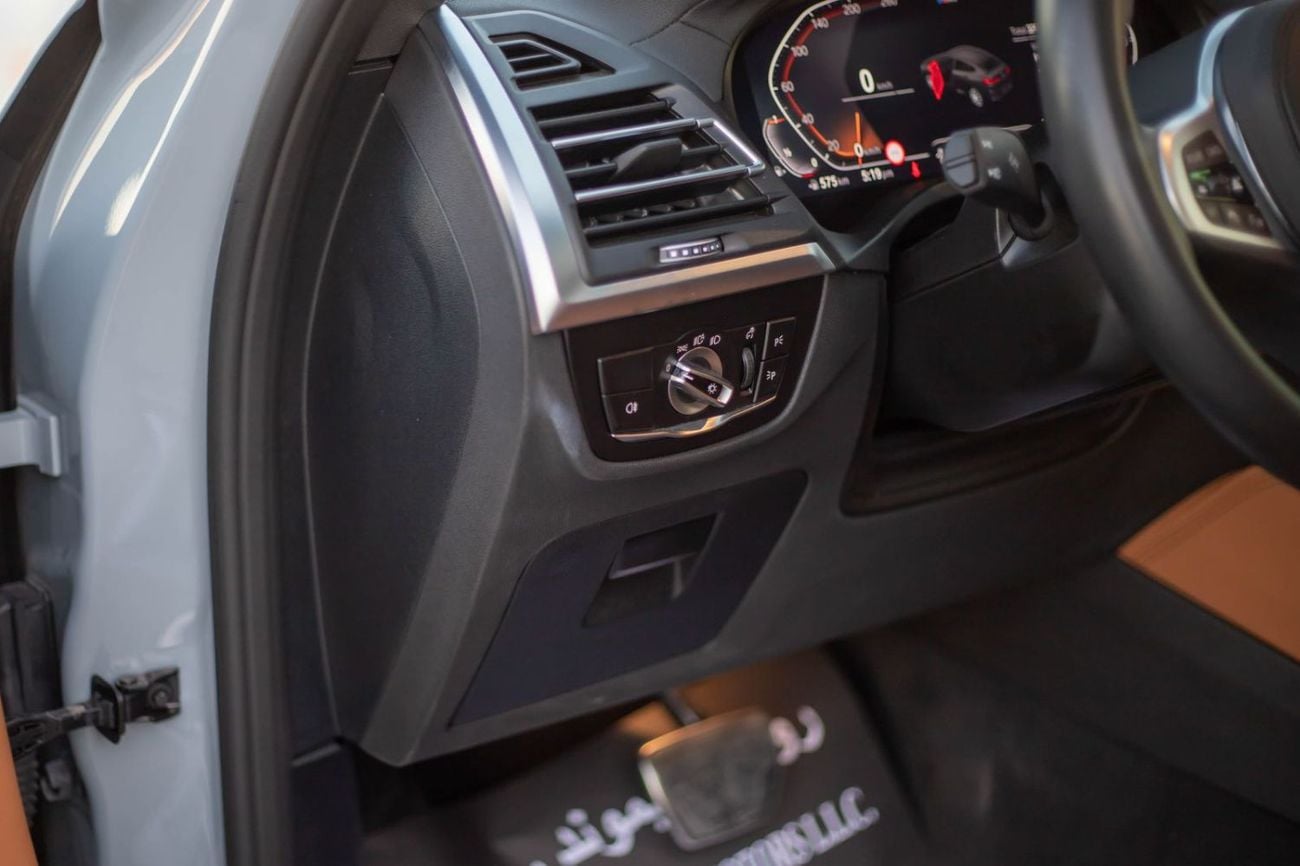 بي أم دبليو X4 xDrive 30i M Sport 2.0L