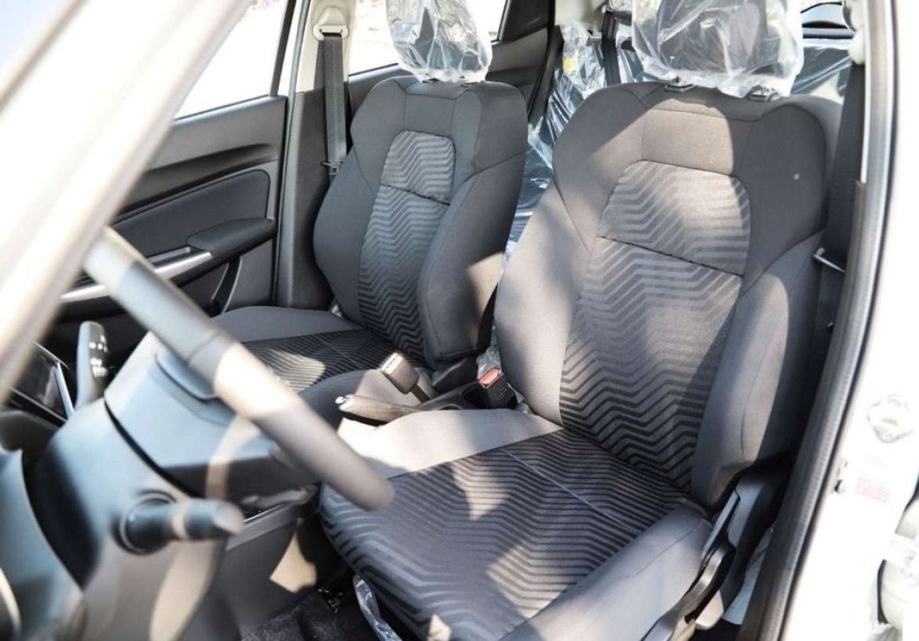 سوزوكي سويفت GLX