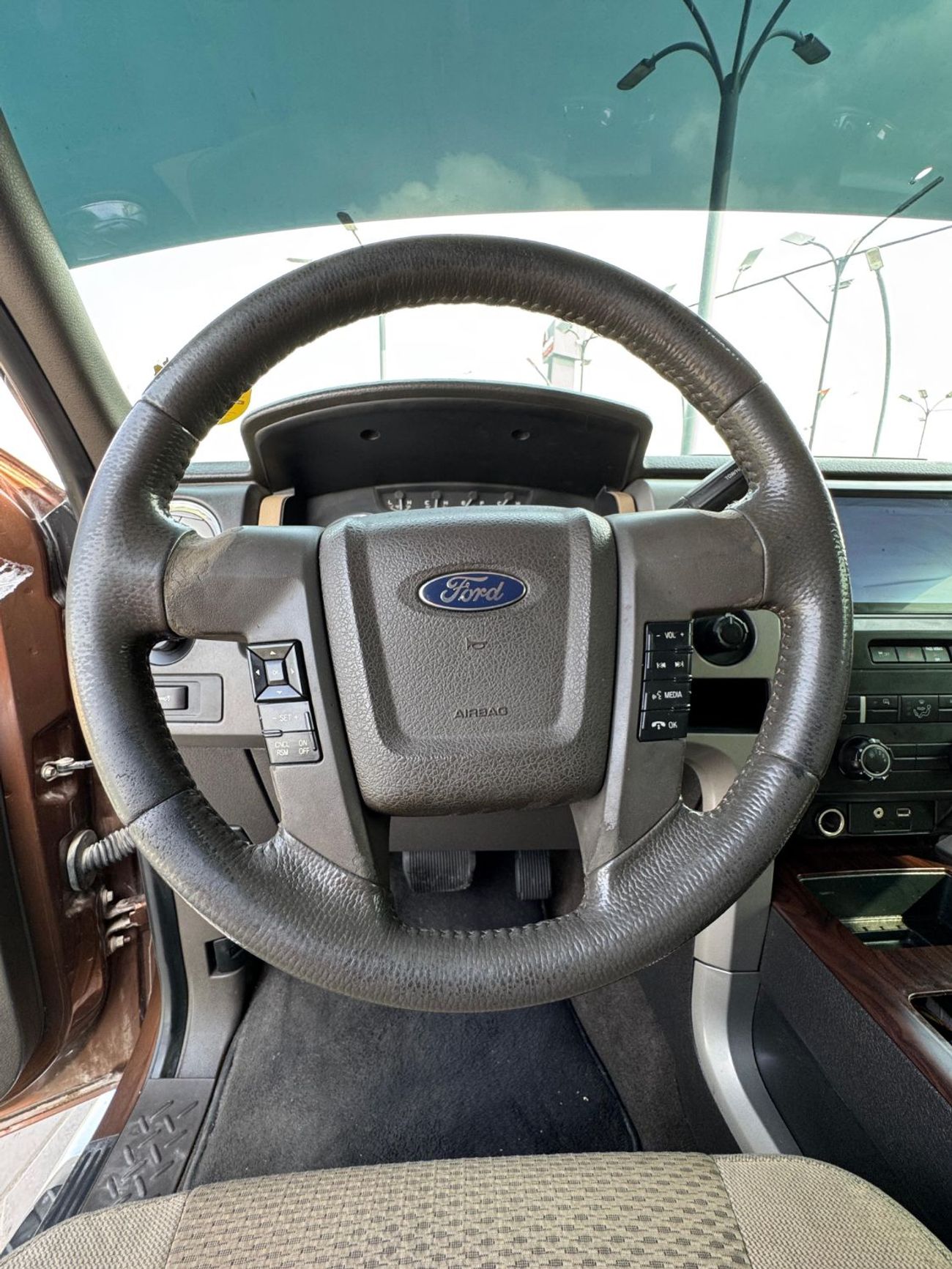 Ford F 150 XLT 5.0L