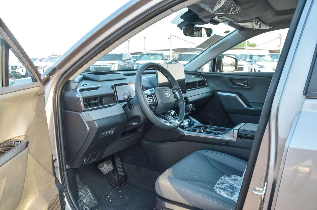 تويوتا راف ٤ VXR HEV 2.5L AWD SUV 2026