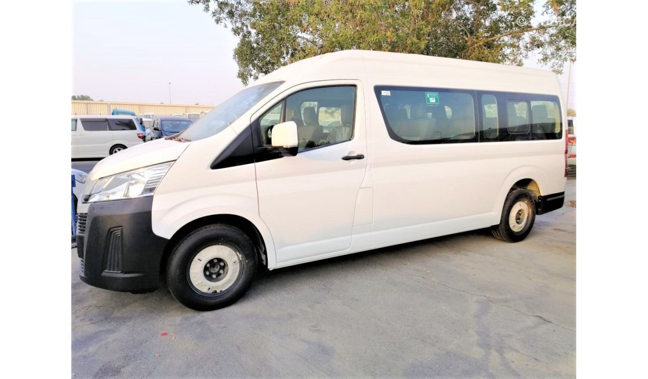 Toyota Hiace 13 seats