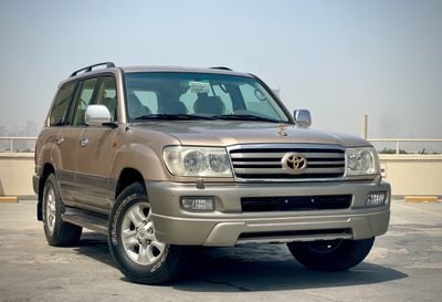 تويوتا لاند كروزر VXR TOP LTH عداد كيلومترات منخفض، طلاء أصلي