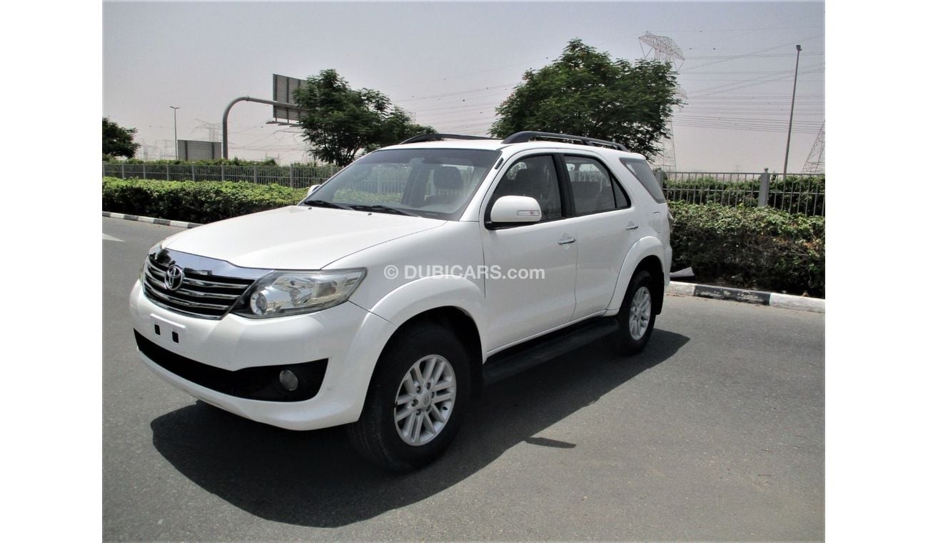 Toyota Fortuner Toyota Fortuner 2012 V6 gulf space full auto with cruise control
