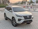 تويوتا فورتونر Toyota Fortuner 2021 white colour LHD Gcc specs 4x4 Petro engine