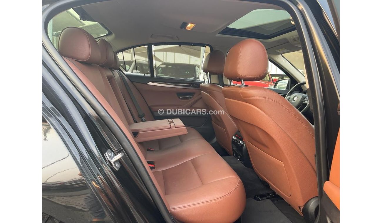 BMW 528i Std BMW 528_Gcc_2015_Excellent_Condition _Full option