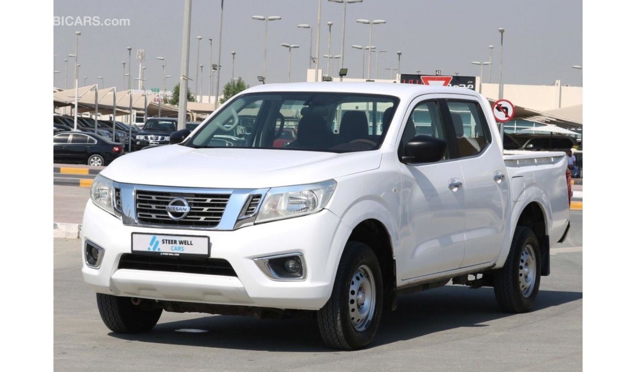 Nissan Navara 2017 | AUTOMATIC GEAR - 4X4 SE WITH GCC SPECS AND EXCELLENT CONDITION