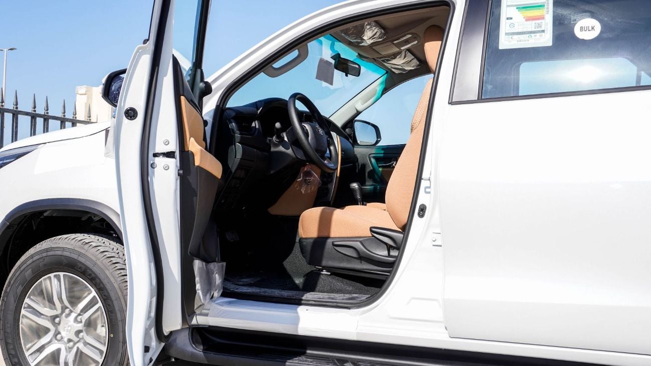 تويوتا فورتونر EXR 2.7L (160 HP)