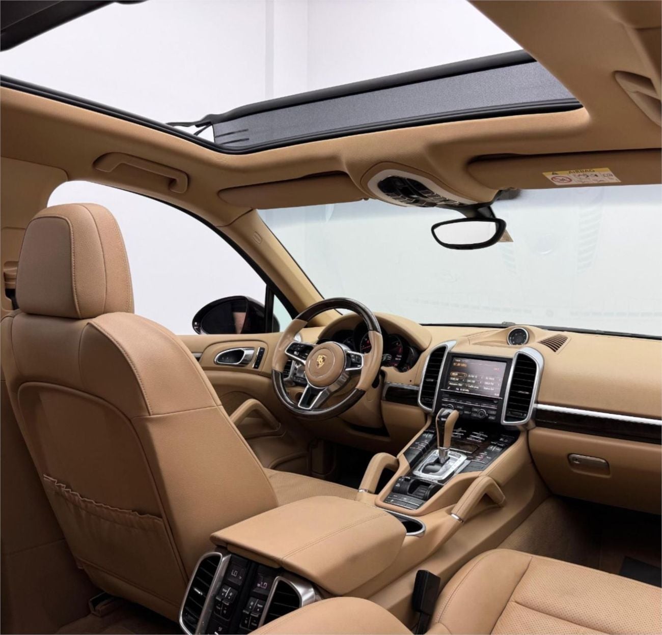 Porsche Cayenne Std 3.6L 2016 Porsche Cayenne, Service History, Excellent Condition, GCC