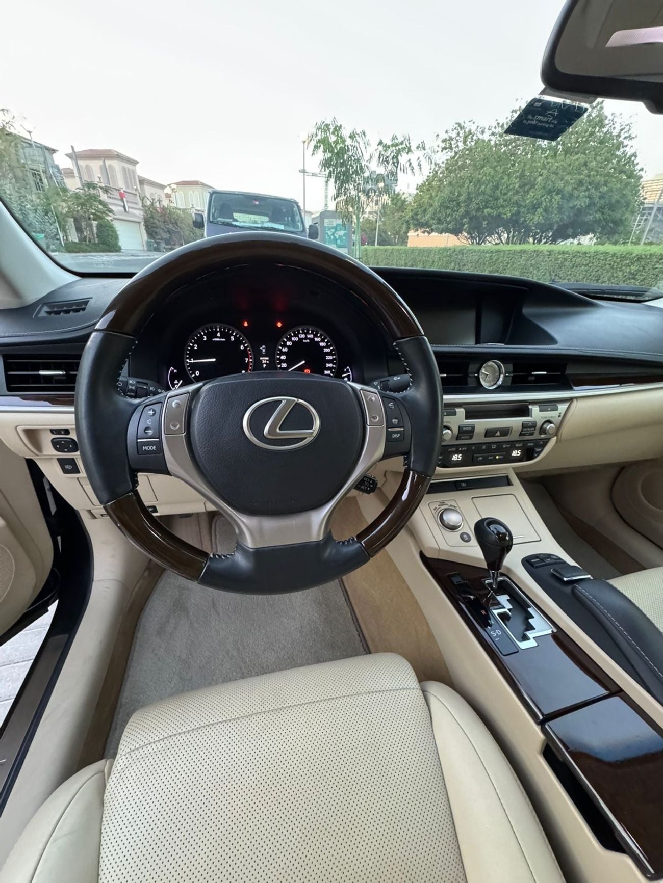 لكزس ES 350 Platinum 3.5L