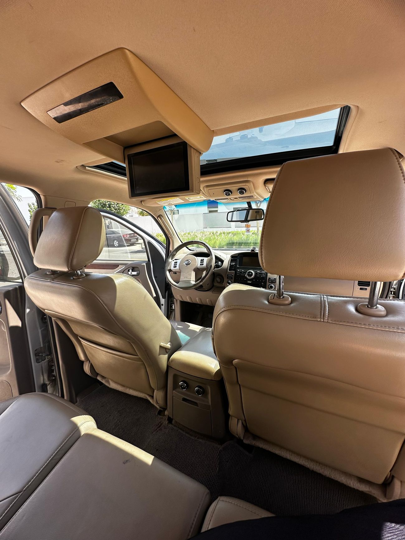 Nissan Pathfinder LE Full Option