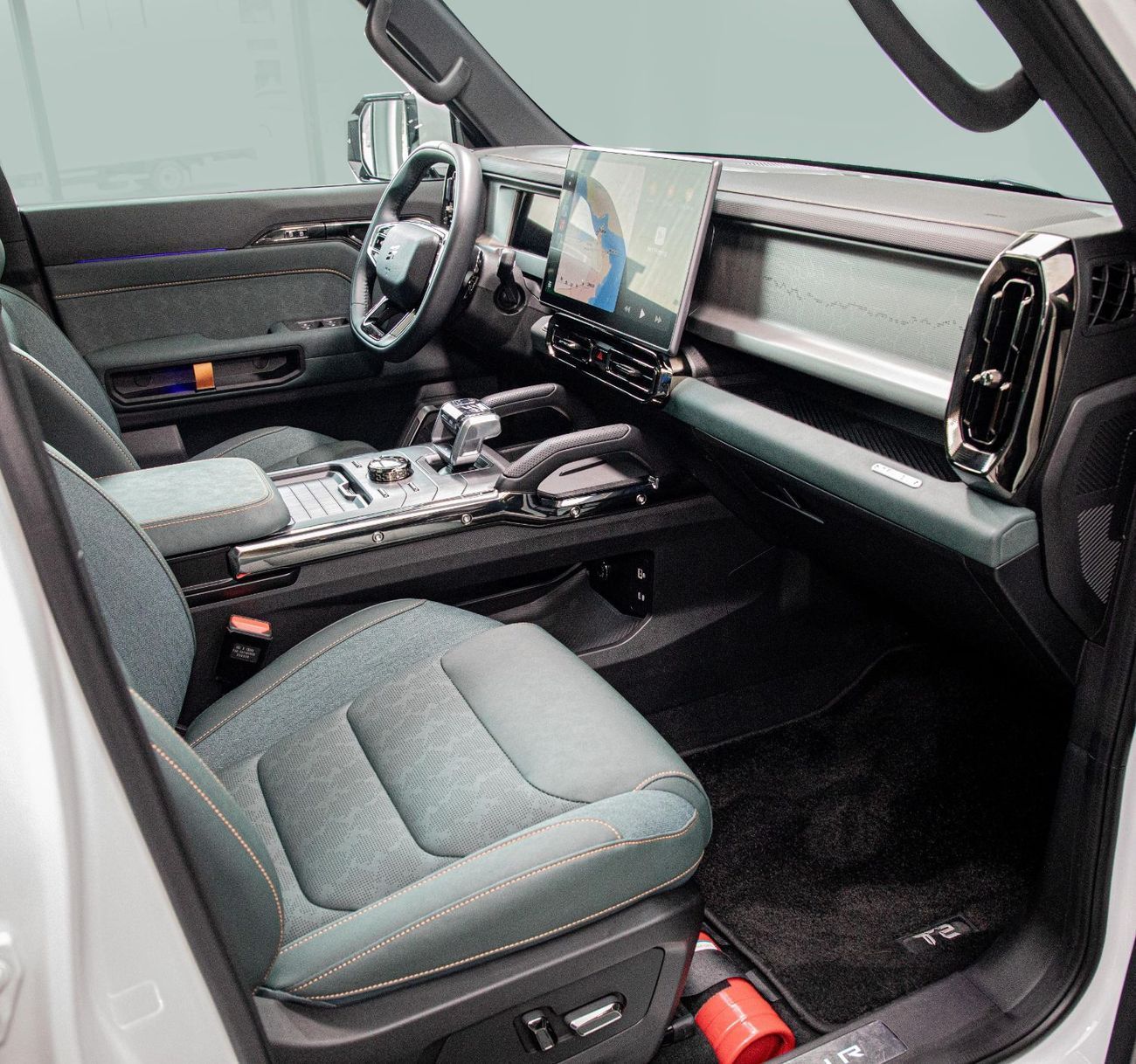 Jetour T2 2,500x60 • 20% DP • 2026 Jetour T2 Luxury Defender Pack 2.0L 250 BHP • Jetour Warranty • GCC